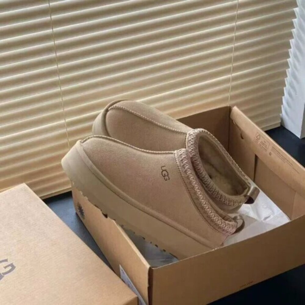 UGG Tazz Platform Slipper - image 3